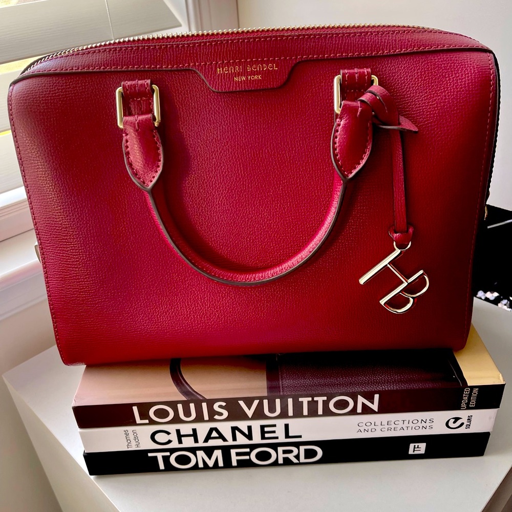 NWOT Red Henri Bendel Bag